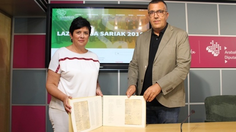 Lazarraga Sarien bosgarren edizioa aurkeztu dute Arabako Foru Aldundiak eta Bai Euskarari Elkarteak