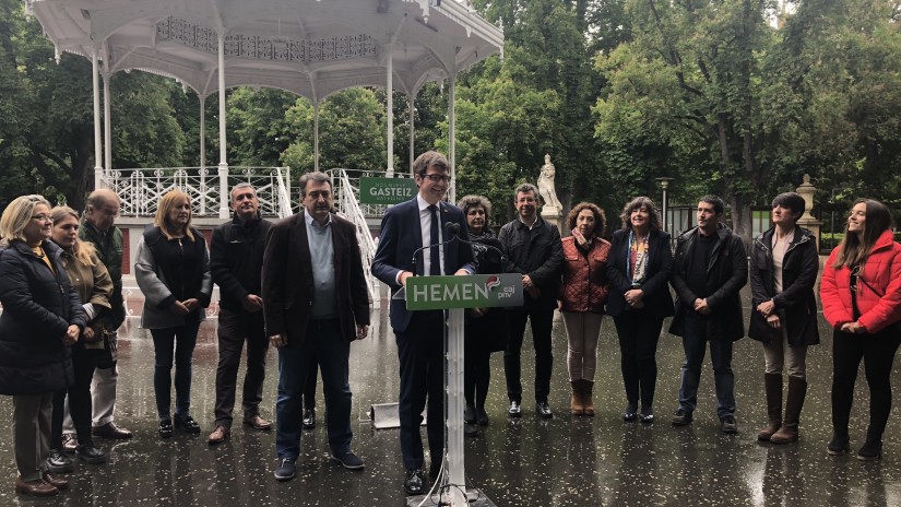 Gorka Urtaran, Vitoria-Gasteizen egonkortasun, akordio, kudeaketa zorrotz eta garapen ekonomikoaren aldeko berme gisa aurkezten da