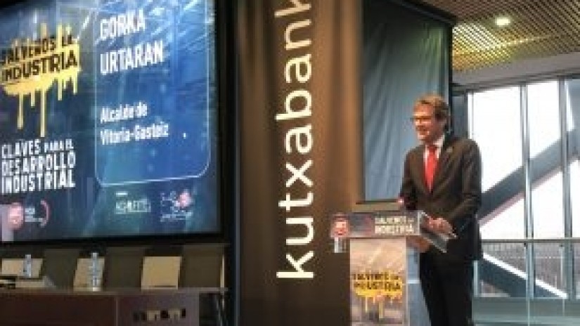 Gorka Urtaranen hitzetan, Gasteiz leku erakargarria da industriak bere erronkei erantzun berritzaileak eman diezazkien
