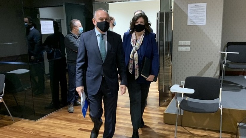 “Defizita Arabako udalekin partekatuko dugu eta Arabako erakundeek behar duten zor ahalmena bermatuko dugu”