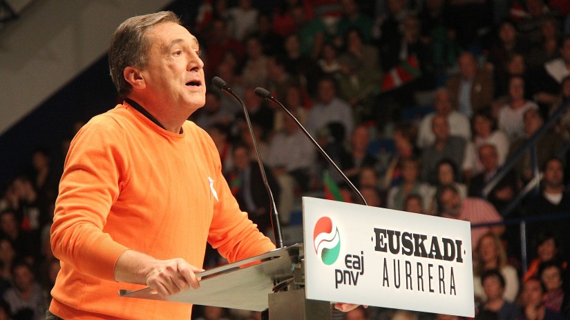 Xabier Agirre zendu da, Arabako abertzaletasunaren ordezkari historikoa eta euskal politikaren erreferente etikoa