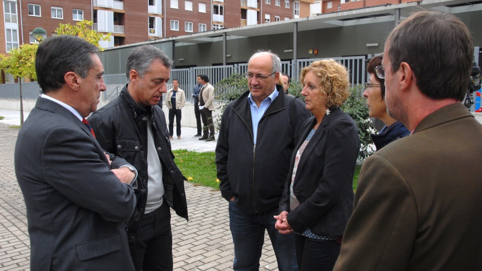 Urkullu: “Nuestro compromiso es asegurar los servicios sociales en Euskadi”