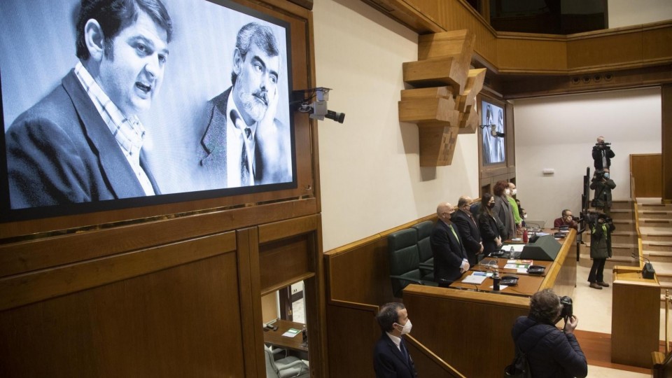 Pleno Ordinario en el Parlamento Vasco (24-02-2022)