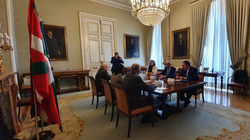 El Gobierno Vasco consigue que el español le transfiera tres nuevas competencias en marzo El Gobierno Vasco consigue que el español le transfiera tres nuevas competencias en marzo