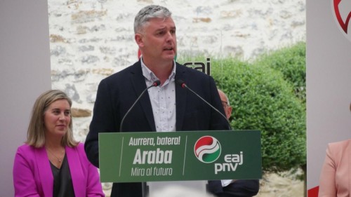 EAJ-PNVk defendatu du Aiarako euskararekiko konpromisoa ez dela EH-Bilduk egiten duen bezala hitzekin frogatzen, ekintzekin baizik EAJ-PNVk defendatu du Aiarako euskararekiko konpromisoa ez dela EH-Bilduk egiten duen bezala hitzekin frogatzen, ekintzekin baizik